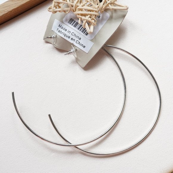 Urban Outfitters Lou Mega Hoop Earrings in Silver - Picture 3 of 4